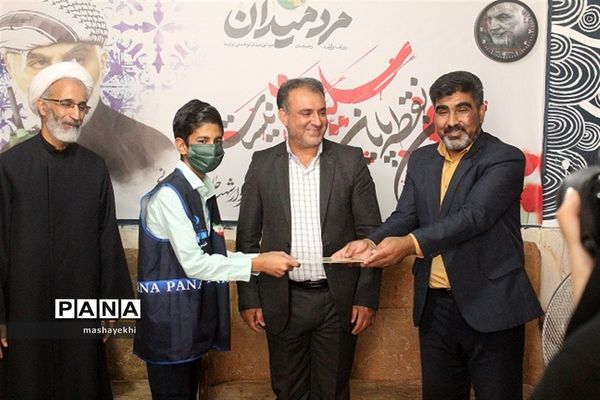 تجلیل از خبرنگاران پانا توسط رئیس رسانه و تبلیغات فرهنگ و ارشاد اسلامی کرمان