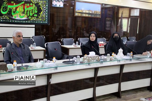 افتتاحیه دوره توانمندسازی شاغلان مدارس غیر‌دولتی در استان بوشهر