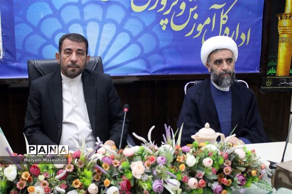 افتتاحیه دوره توانمندسازی شاغلان مدارس غیر‌دولتی در استان بوشهر