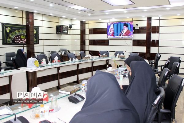 افتتاحیه دوره توانمندسازی شاغلان مدارس غیر‌دولتی در استان بوشهر