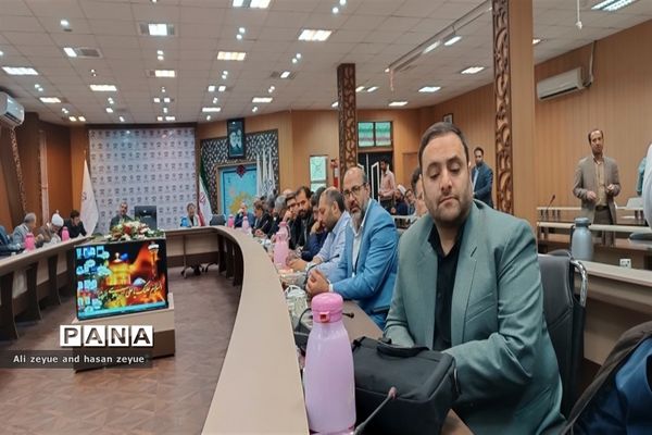 نشست معاونان تمام استان ها با حضورمعاون پرورشی و فرهنگی وزارت آموزش و پرورش