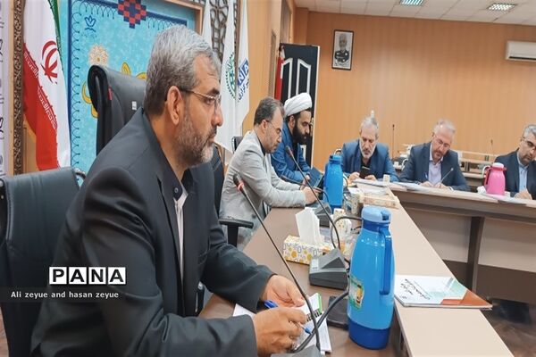 نشست معاونان تمام استان ها با حضورمعاون پرورشی و فرهنگی وزارت آموزش و پرورش