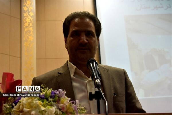 مدیرجدید اداره آموزش و پرورش بهاباد معرفی شد