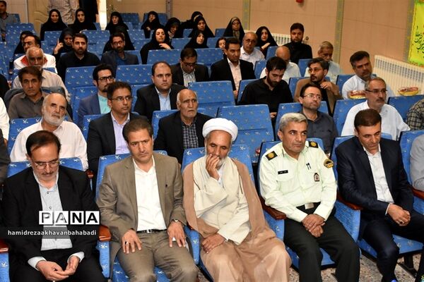 مدیرجدید اداره آموزش و پرورش بهاباد معرفی شد