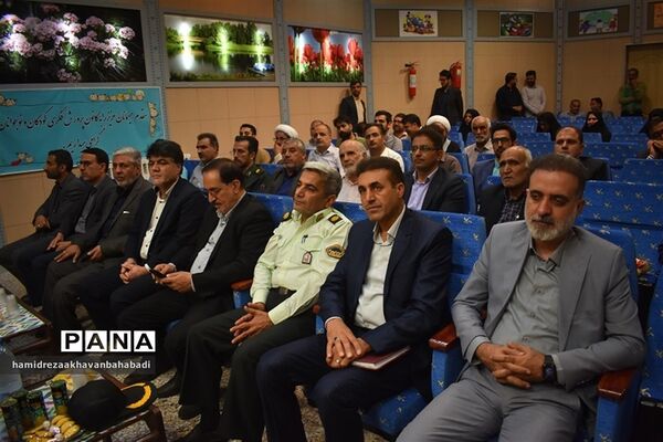 مدیرجدید اداره آموزش و پرورش بهاباد معرفی شد