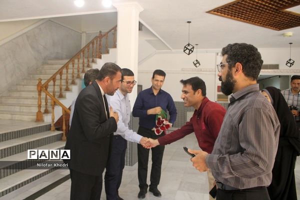 به مناسبت روز خبرنگار  دیدار مدیرکل آموزش و پرورش استان بوشهر با مدیر کل صدا و سیما بوشهر  و کارکنان