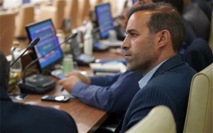 یکی از اقدامات شاخص آموزش و پرورش فریدن  توجه ویژه به دبستان و پیش دبستانی  است