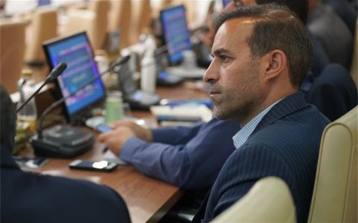 یکی از اقدامات شاخص آموزش و پرورش فریدن  توجه ویژه به دبستان و پیش دبستانی  است