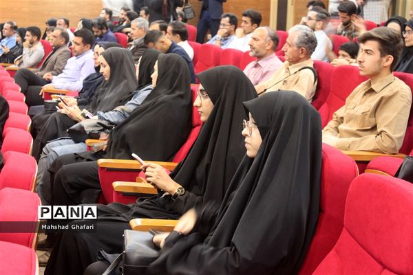 آیین گرامیداشت روز خبرنگار در اراک