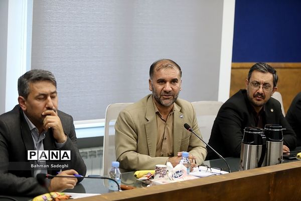 بازدید وزیر آموزش و پرورش از سازمان ملی پرورش استعدادهای درخشان