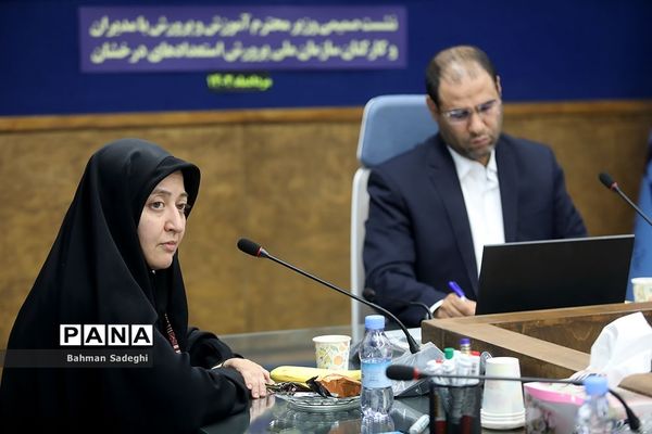 بازدید وزیر آموزش و پرورش از سازمان ملی پرورش استعدادهای درخشان