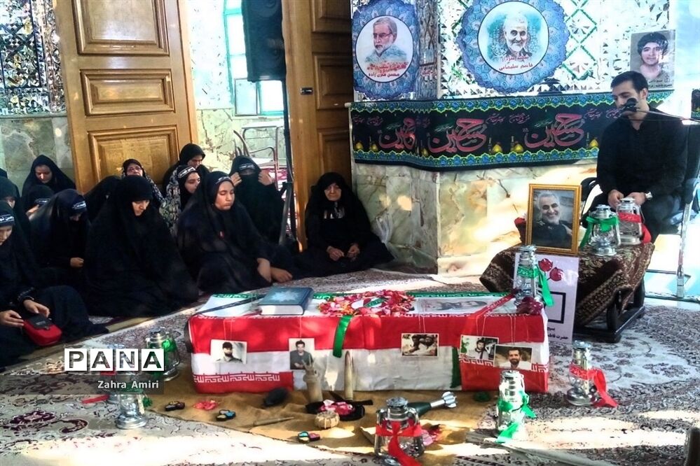 مراسم بزرگداشت شهدای مدافع حرم در شهرستان رباط‌کریم