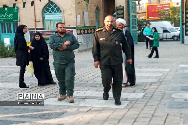 مراسم بزرگداشت شهدای مدافع حرم در شهرستان رباط‌کریم