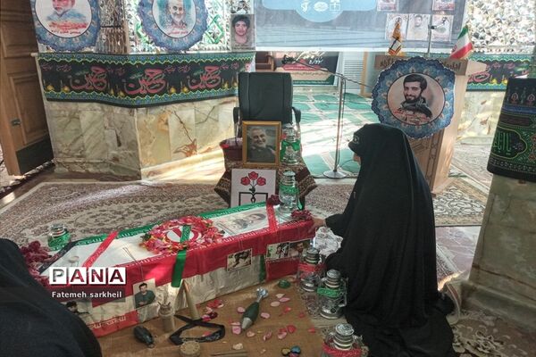 مراسم بزرگداشت شهدای مدافع حرم در شهرستان رباط‌کریم