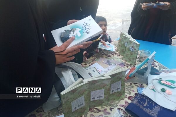 مراسم بزرگداشت شهدای مدافع حرم در شهرستان رباط‌کریم