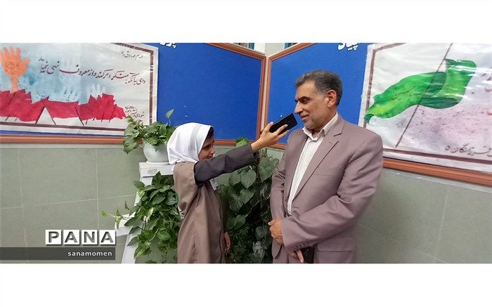 بزرگترین هدف تشکل‌های دانش‌آموزی ارتباط خوب دانش آموزان با یکدیگر است