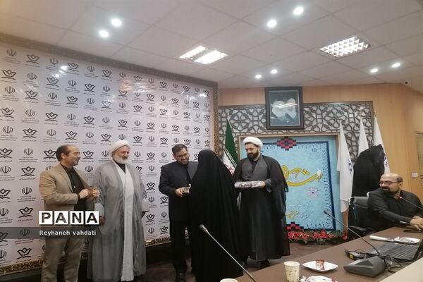 برگزاری مراسم تقدیر از خبرنگاران پانا به مناسبت روز خبرنگار در  کانون فارابی ناحیه۲
