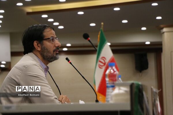 مجمع استانی دومین کنگره معلمان انقلاب اسلامی در قم