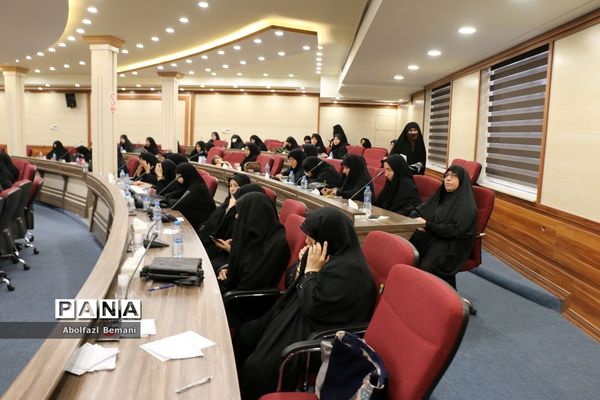 مجمع استانی دومین کنگره معلمان انقلاب اسلامی در قم