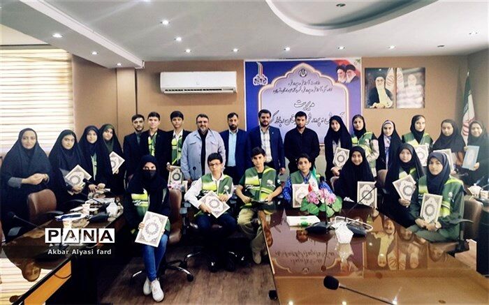 نشست خبری دانش‌آموز خبرنگاران پانا شهرستان رباط‌کریم و شهر جدید پرند با مدیر آموزش و پرورش شهرستان رباط‌کریم