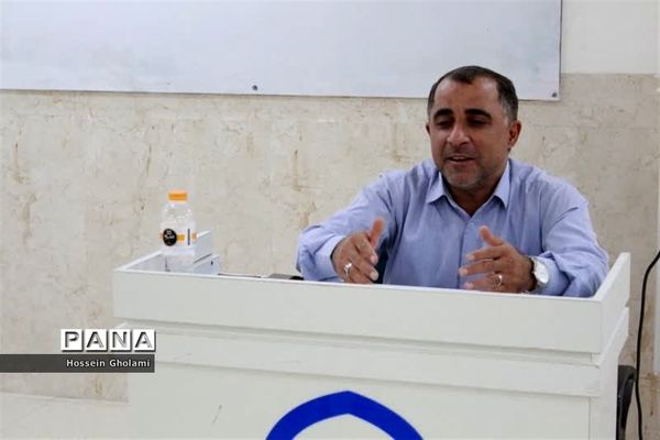 کمیسیون‌های تخصصی کنگره دومین مجمع معلمان انقلاب اسلامی استان بوشهر ( 2 )