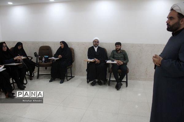 کمیسیون‌های تخصصی کنگره دومین مجمع معلمان انقلاب اسلامی استان بوشهر ( 2 )