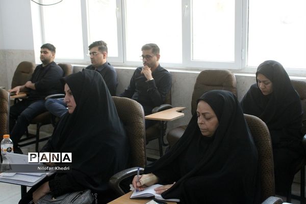 کمیسیون‌های تخصصی کنگره دومین مجمع معلمان انقلاب اسلامی استان بوشهر ( 2 )