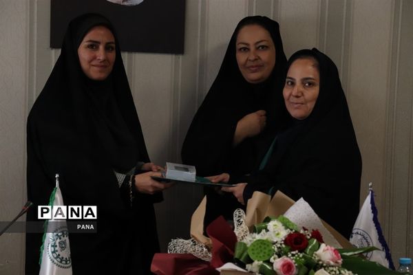 آیین تجلیل از دانش‌آموز خبرنگاران خبرگزاری پانا آذربایجان شرقی