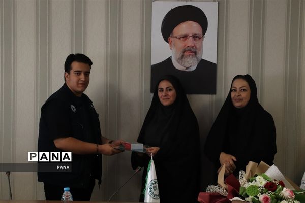 آیین تجلیل از دانش‌آموز خبرنگاران خبرگزاری پانا آذربایجان شرقی