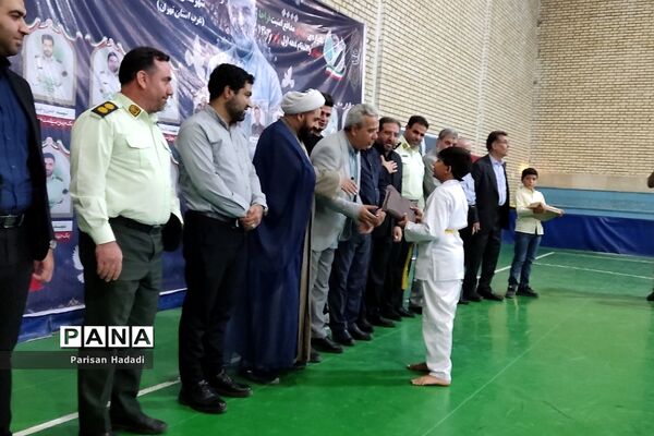 آیین رونمایی از یک کار فرهنگی ورزشی بزرگ در شهرک وائین شهرستان شهریار