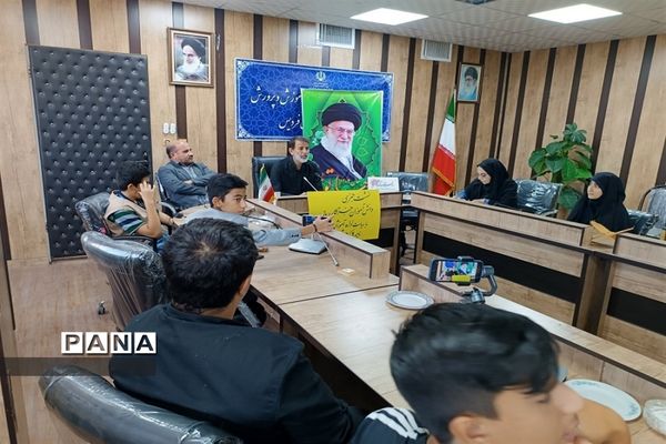 تجلیل از دانش‌آموزان خبرنگار پانا ناحیه ۲ کرج به‌مناسبت روز خبرنگار