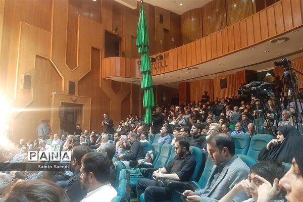 دومین سوگواره ملی آیین‌ها، نواها و آواهای عاشورایی درتالار حافظ شیراز