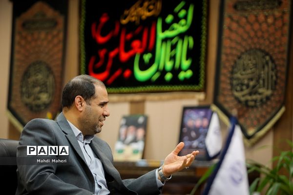 بازدید دبیر شورای اطلاع‌رسانی دولت از فرآیند ارزیابی تکمیلی پذیرفته‌شدگان آزمون استخدامی آموزگاری