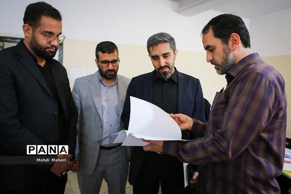بازدید دبیر شورای اطلاع‌رسانی دولت از فرآیند ارزیابی تکمیلی پذیرفته‌شدگان آزمون استخدامی آموزگاری
