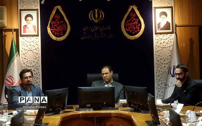 تاکید وزیر آموزش‌وپرورش بر برگزاری هر چه بهتر المپیاد جهانی فیزیک در ایران
