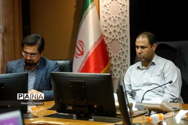 دیدار وزیر آموزش و پرورش با کمیته اجرایی المپیاد فیزیک 2024