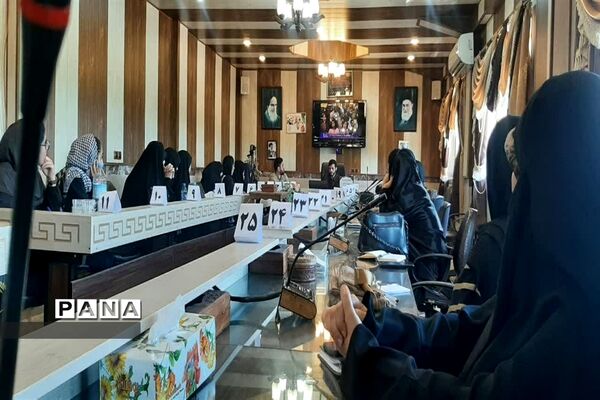 مناظره دانش‌آموزی درآموزش و پرورش شهرستان عباس آباد