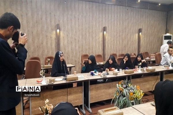 آیین تجلیل از خبرنگاران فعال ناحیه ۵ شهر اصفهان