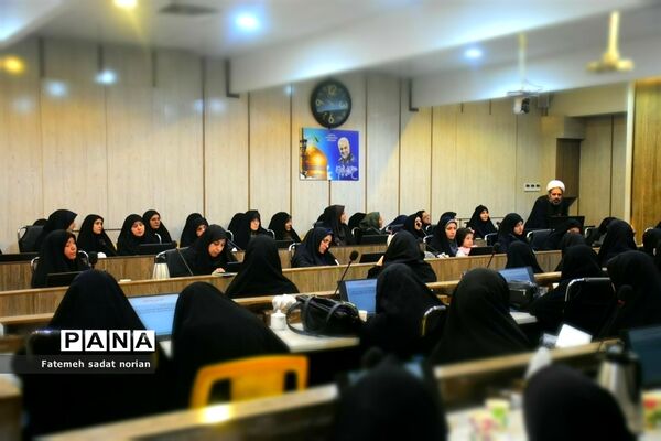 دومین جلسه پایانی دوره کارگاه دانش‌افزایی و ضمن خدمت