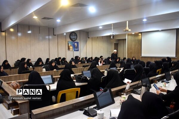 دومین جلسه پایانی دوره کارگاه دانش‌افزایی و ضمن خدمت