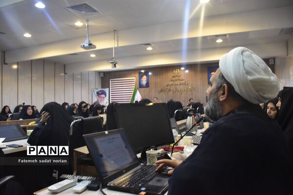 دومین جلسه پایانی دوره کارگاه دانش‌افزایی و ضمن خدمت