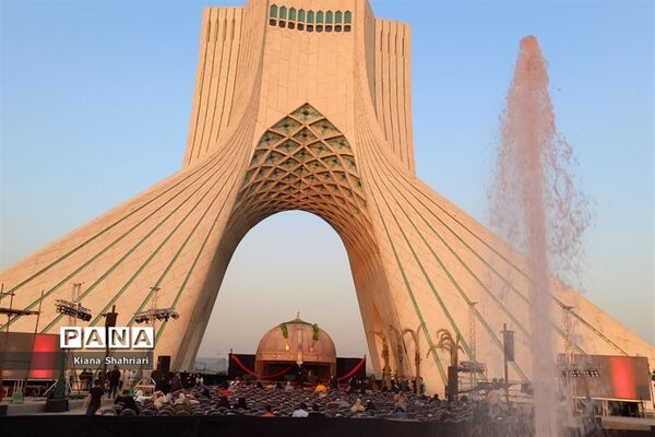 رویداد بزرگ آیینی شهر تهران با حضور دانش‌آموزان آموزش و پرورش منطقه 16