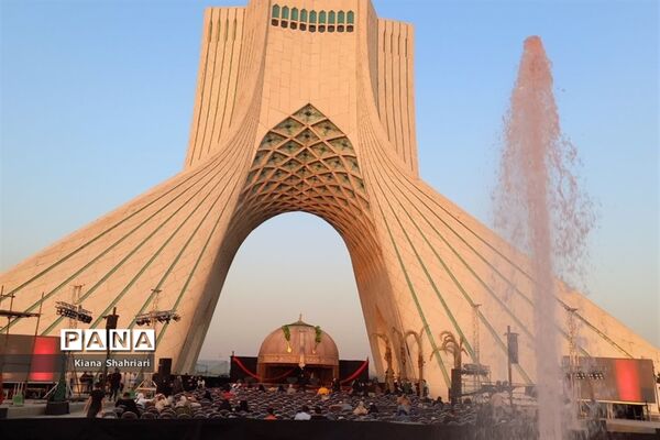 رویداد بزرگ آیینی شهر تهران با حضور دانش‌آموزان آموزش و پرورش منطقه 16