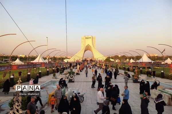 رویداد بزرگ آیینی شهر تهران با حضور دانش‌آموزان آموزش و پرورش منطقه 16