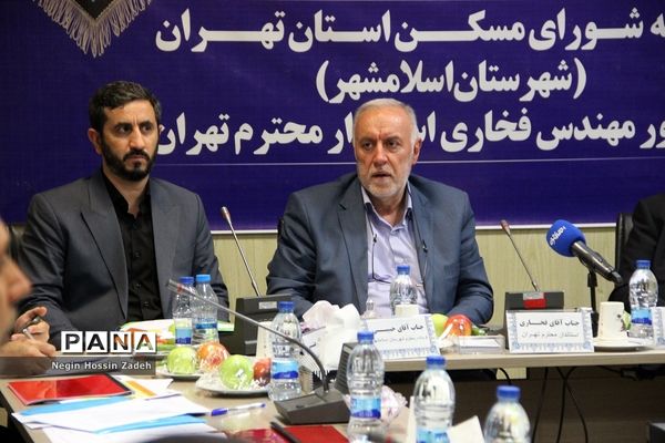 بازدید استاندار تهران از پروژه‌های نهضت ملی و اقدام ملی مسکن اسلامشهر