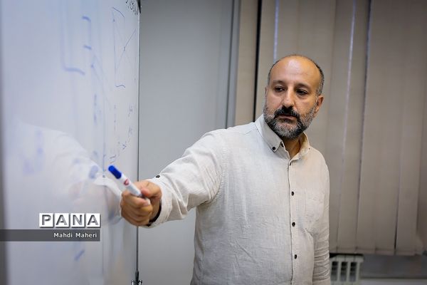 برگزاری دوره آموزشی عکاسی برای دانش‌آموز خبرنگاران پانا