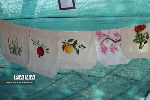 نمایشگاه انجیر، محصولات باغی و صنایع دستی در گلوگاه
