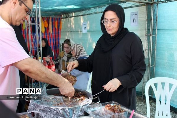 نمایشگاه انجیر، محصولات باغی و صنایع دستی در گلوگاه