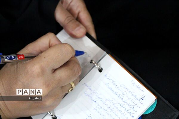 نشست توانمند‌سازی رابطان خبرگزاری پانای مدارس ناحیه یک یزد