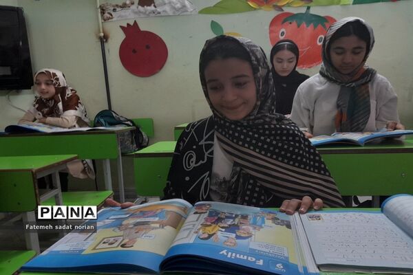 بازدید کارشناسان منطقه تبادکان از پایگاه‌های اوقات فراغت